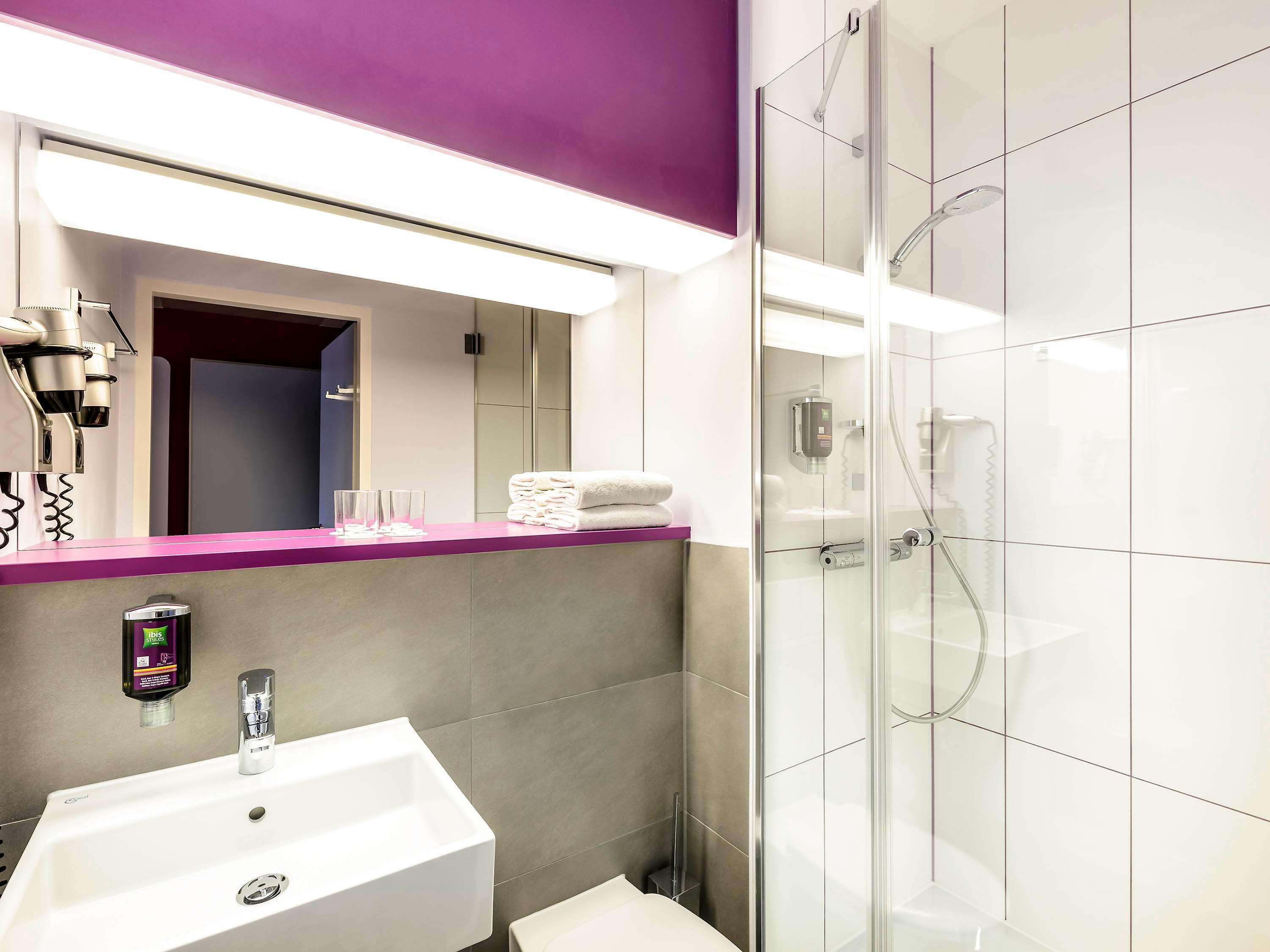 B&B Hotel Offenbach-Kaiserlei Екстериор снимка